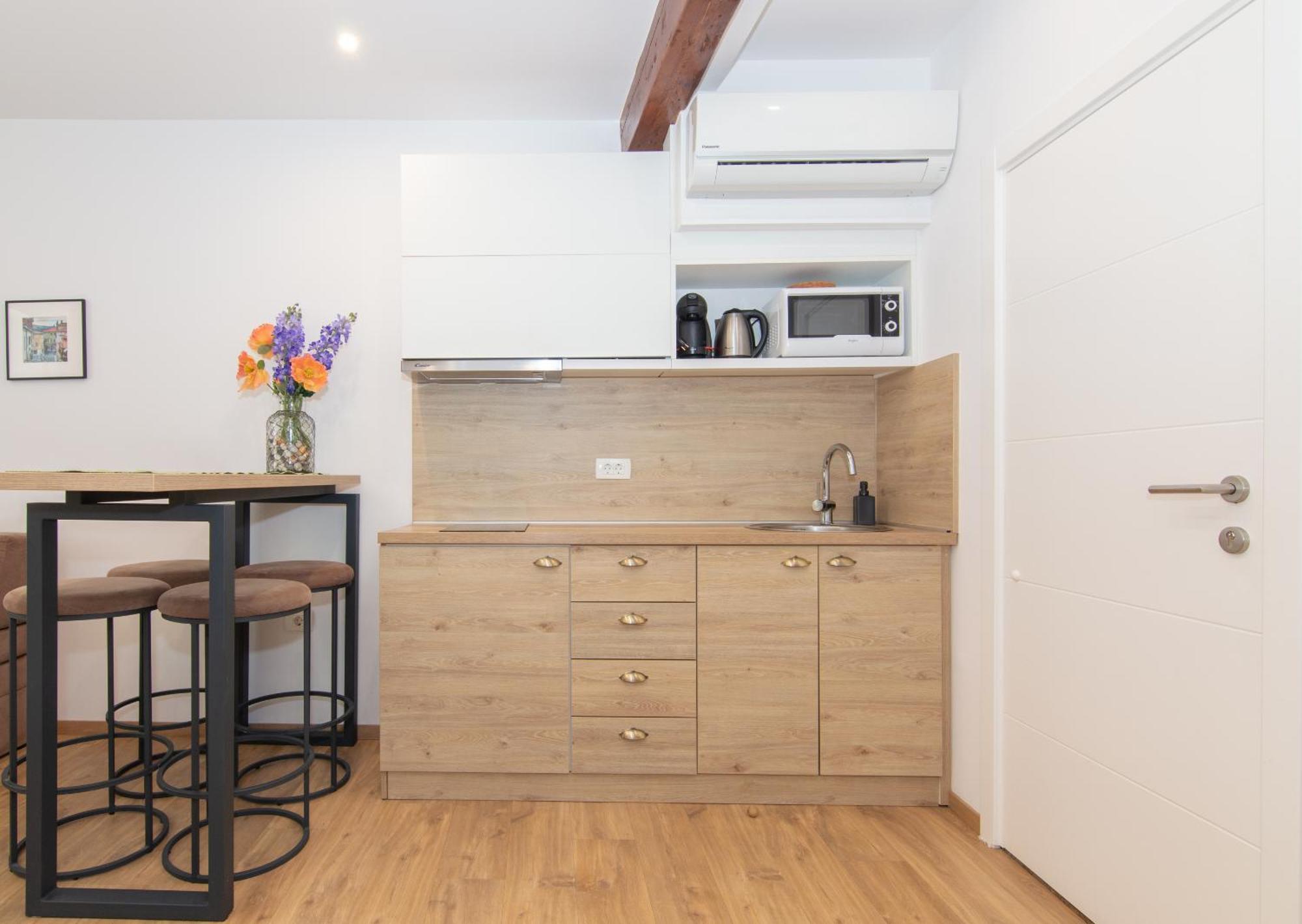 Casa Mia - Apartments & Suites Koper Bagian luar foto