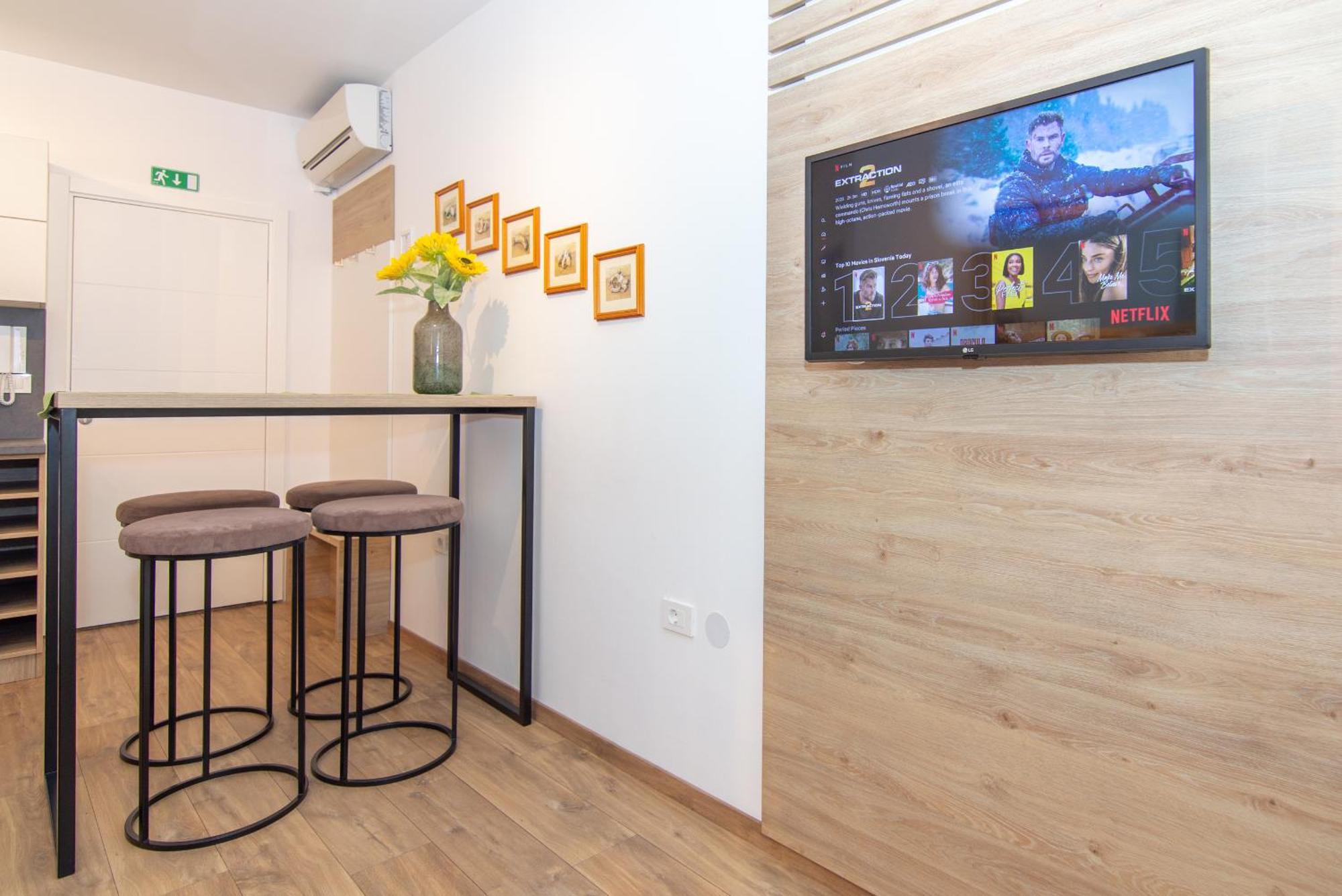 Casa Mia - Apartments & Suites Koper Bagian luar foto